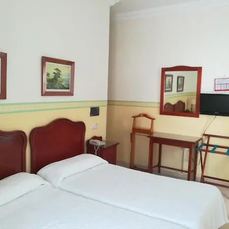 Otel Nuevo