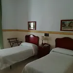 Nuevo Hotel *