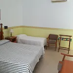 Hotel Nuevo *