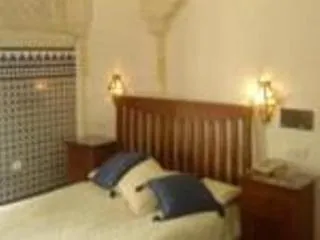 Nuevo Hotel *