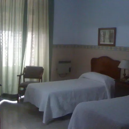 ホテル ヌエボ ヘレス