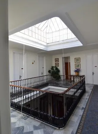 ホテル ヌエボ ヘレス